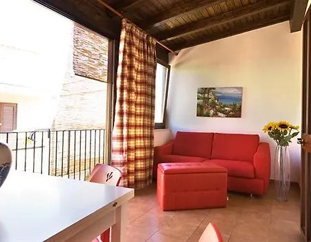 Cabrera House 3*