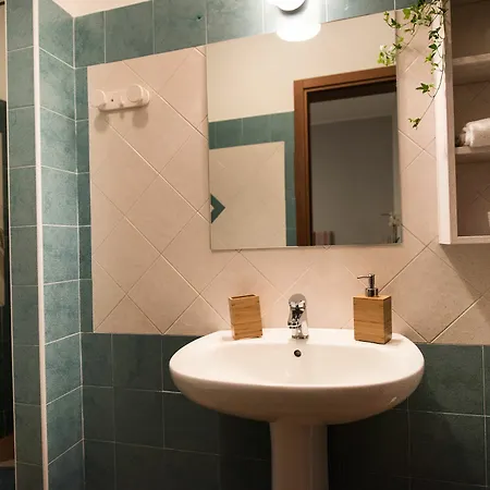 Cabrera House 3*
