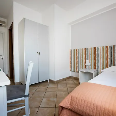 Bed & Breakfast Cabrera House 3*
