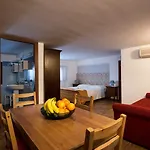 Cabrera House B&B 3*