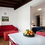 Cabrera House 포쟐로
