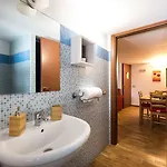 Cabrera House 포쟐로