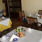 Cabrera House B&B 포쟐로