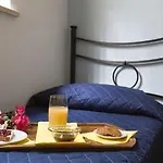 Cabrera House 3* 포쟐로