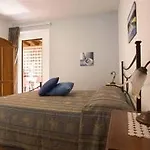 Cabrera House 3*