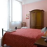 B&B Cabrera House