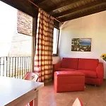 Cabrera House 3*