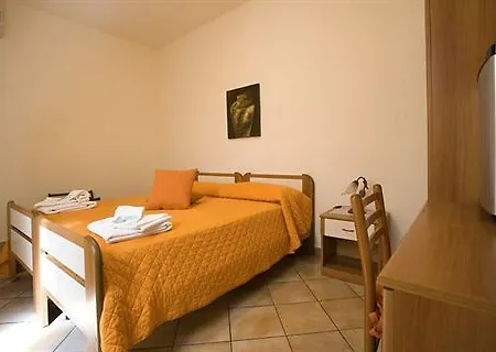 Cabrera House فندق مبيت وإفطار