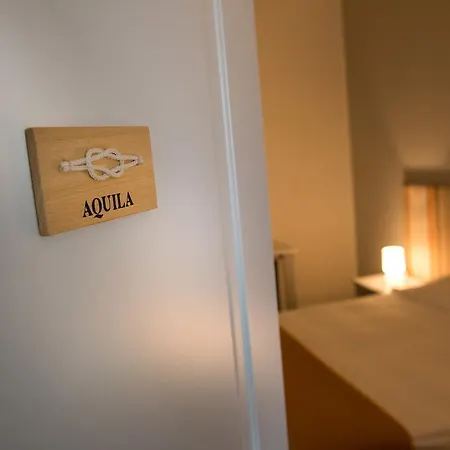 Cabrera House 3*