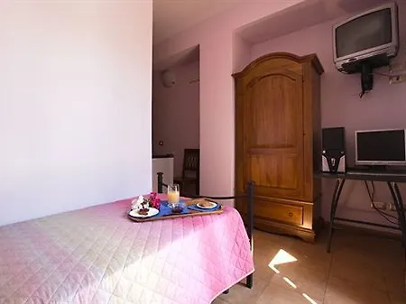 ベッド・アンド・ブレックファスト Cabrera House
