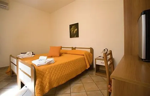 Cabrera House לינה וארוחת בוקר
